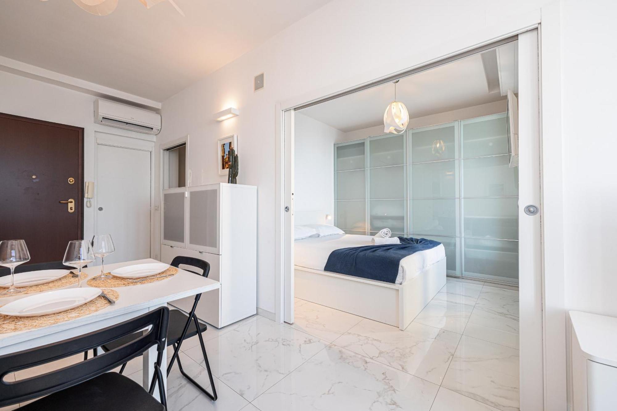 Sea View - 2 Bdr Promenade Des Lejlighed *