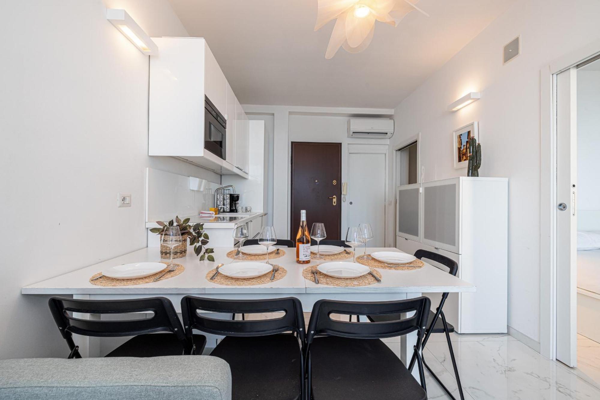 Sea View - 2 Bdr Promenade Des