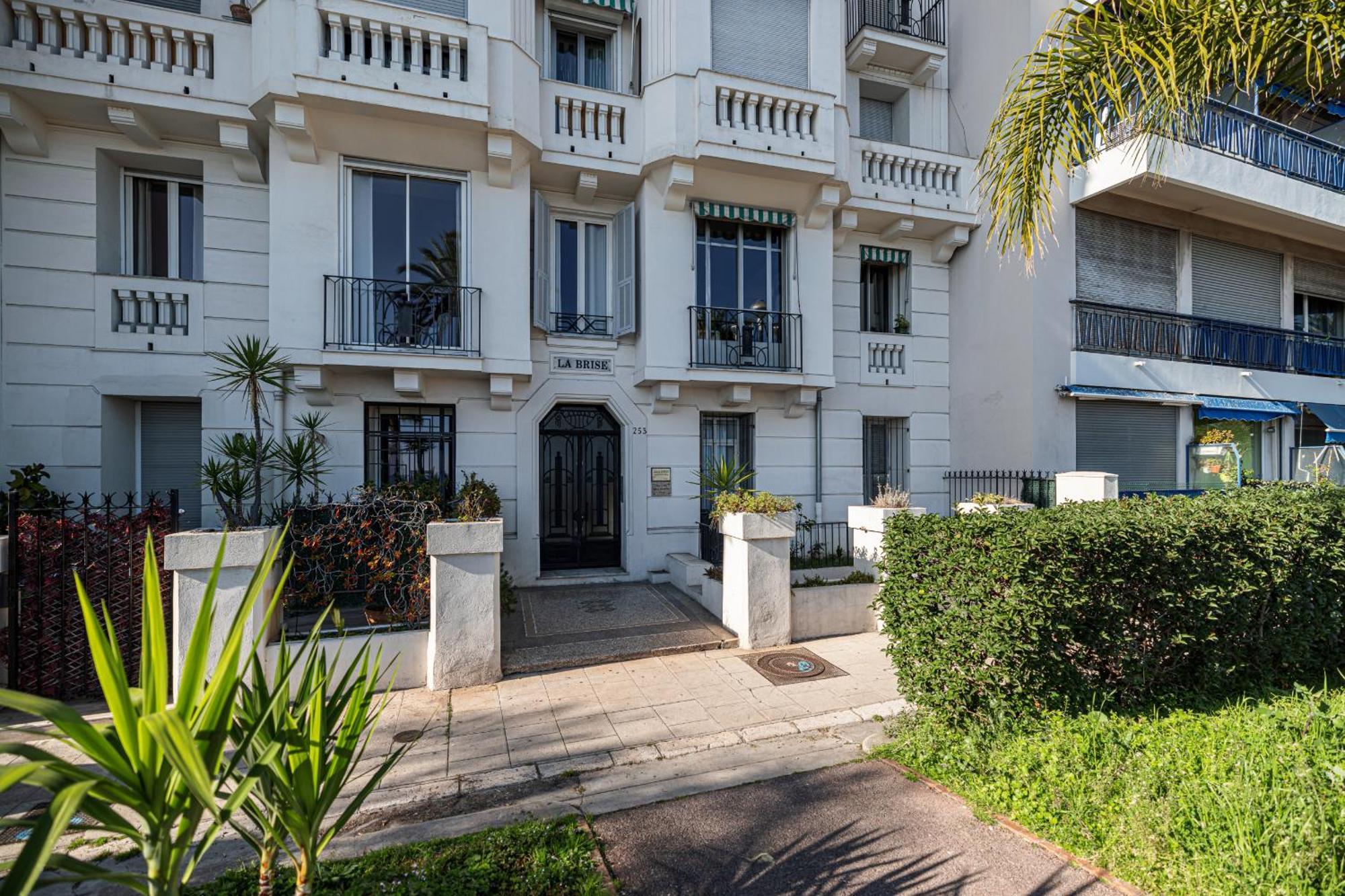 Sea View - 2 Bdr Promenade Des Lejlighed *